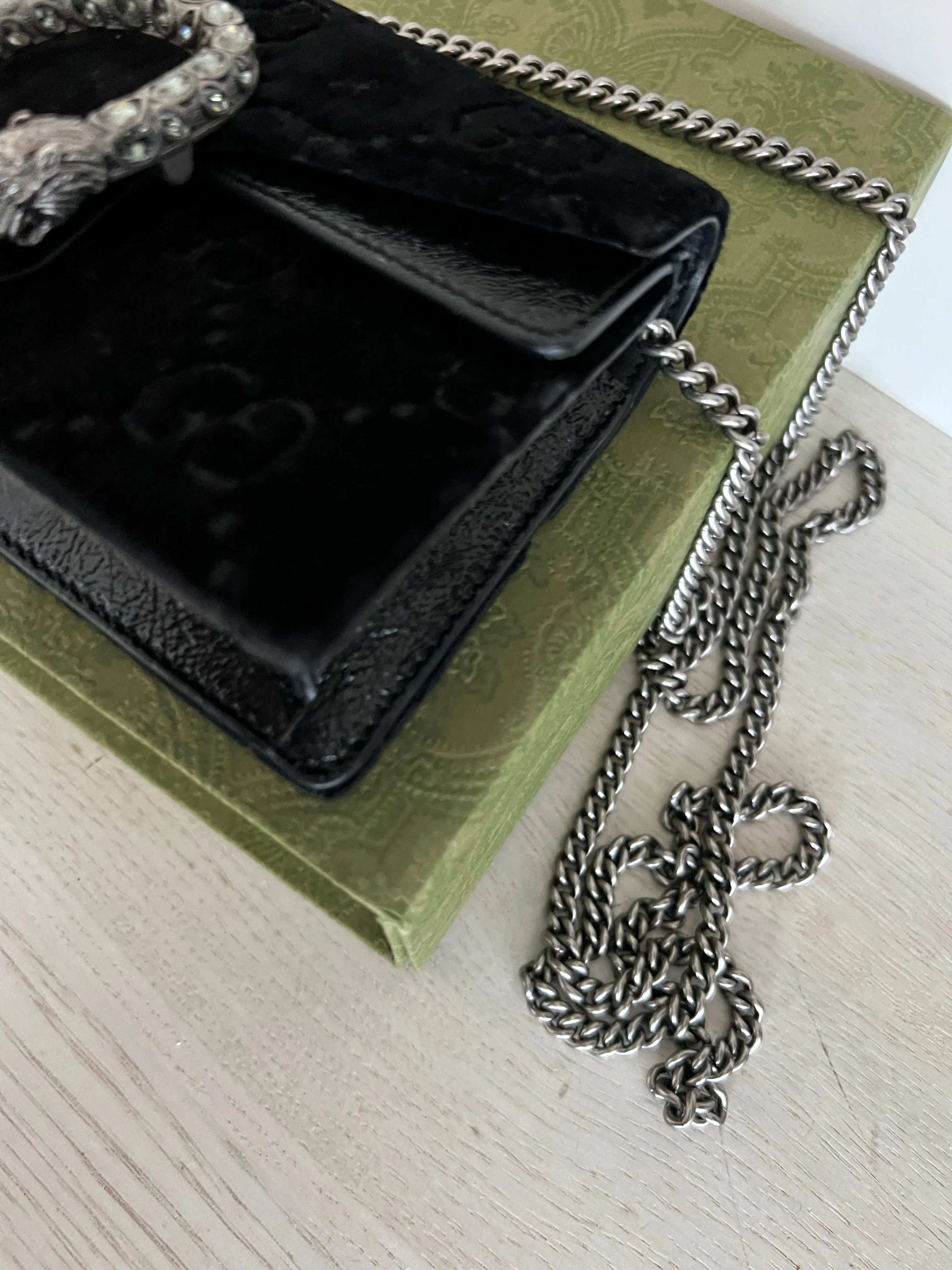 Gucci Dionysus Super Mini Bag